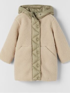 Zara Kids Contrasting Faux
Shearling Coat Size 10
